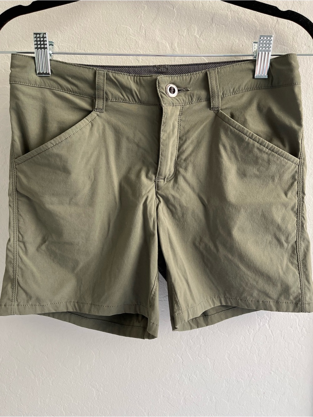 Patagonia Olive Green Lightweight Quandary Hiking Shorts Sz 2